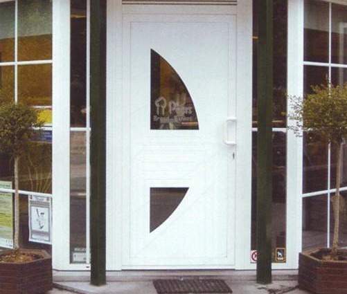 Installation porte d'entrée Pessac